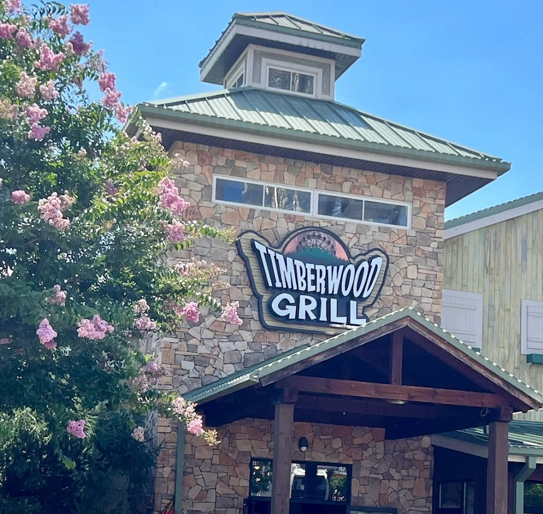 Hotels near Timberwood Grill